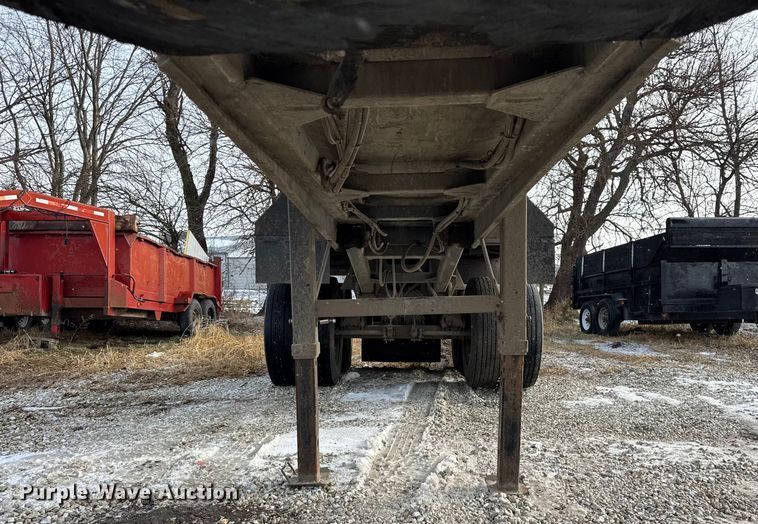 image for item ER0337 2001 L &M Manufacturing end dump trailer