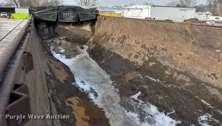 image for item ER0337 2001 L &M Manufacturing end dump trailer