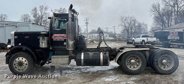 image for item ER0338 1984 Peterbilt 359 semi truck