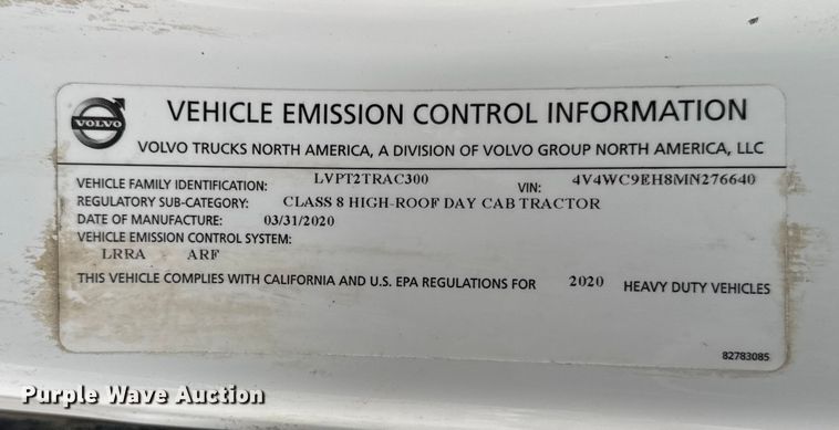 image for item ER0339 2021 Volvo VNR semi truck