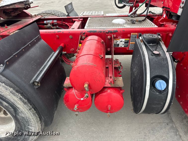 image for item ER0340 2016 Kenworth T880 semi truck