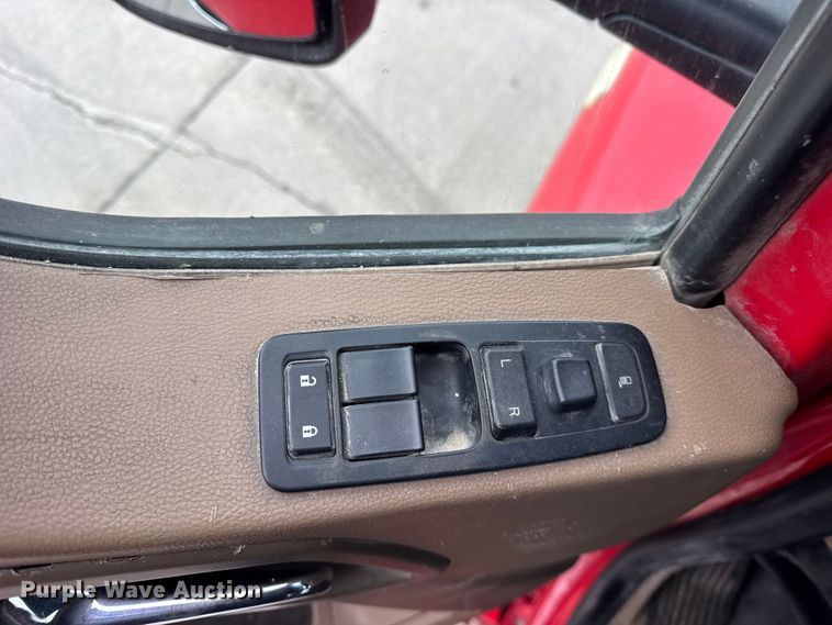 image for item ER0340 2016 Kenworth T880 semi truck