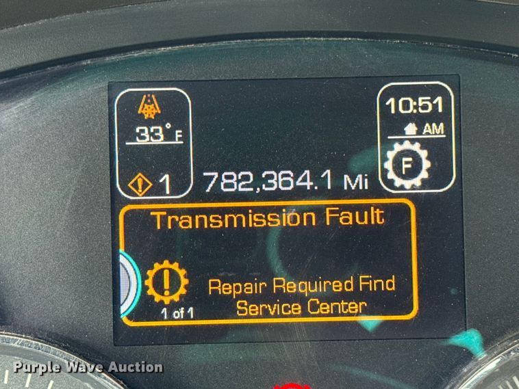 image for item ER0340 2016 Kenworth T880 semi truck