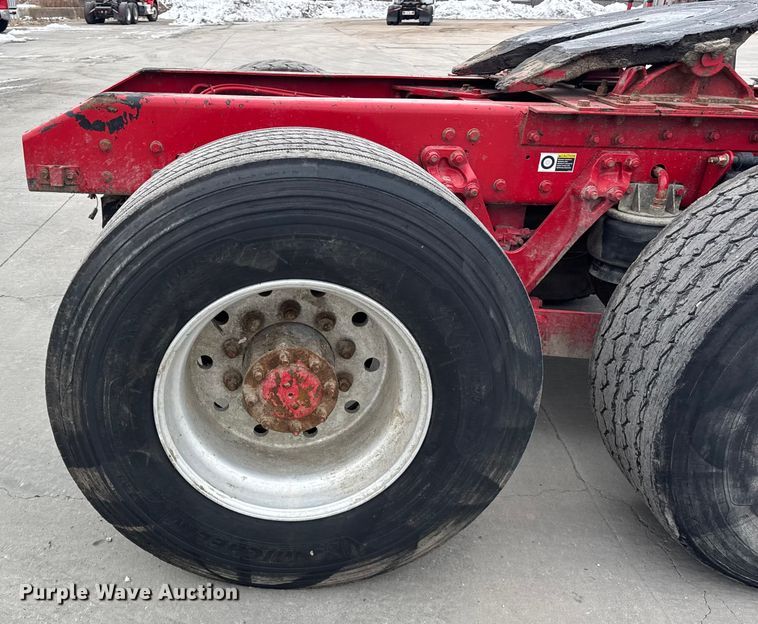 image for item ER0340 2016 Kenworth T880 semi truck