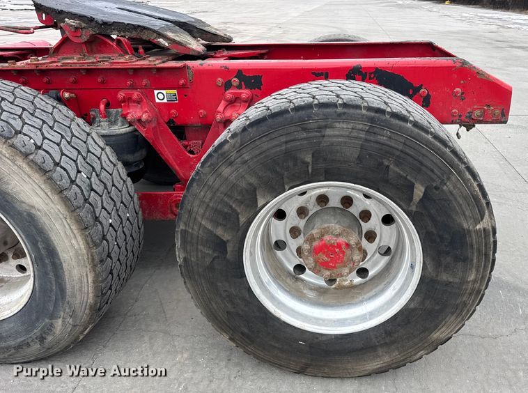 image for item ER0340 2016 Kenworth T880 semi truck