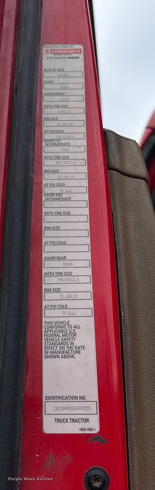 image for item ER0340 2016 Kenworth T880 semi truck