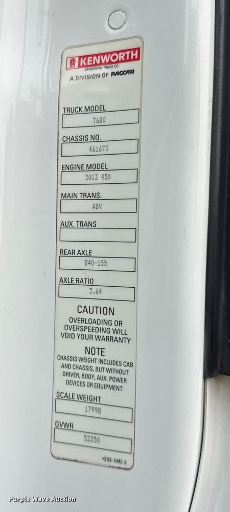 image for item ER0341 2015 Kenworth T680 semi truck