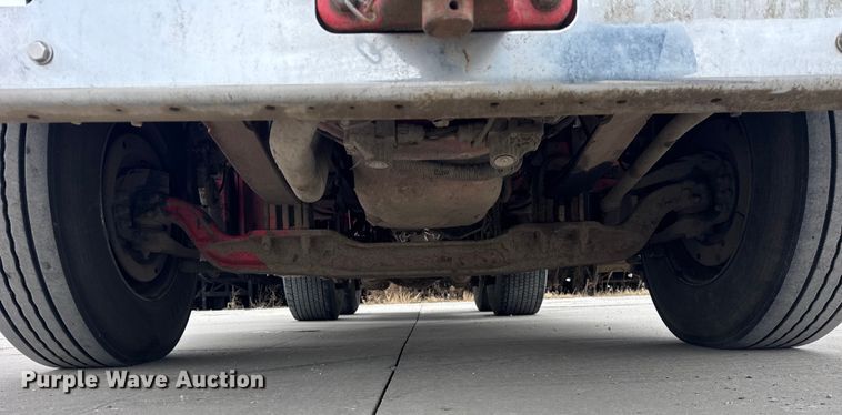 image for item ER0342 2016 Kenworth T880 semi truck