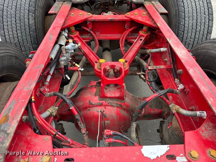 image for item ER0342 2016 Kenworth T880 semi truck