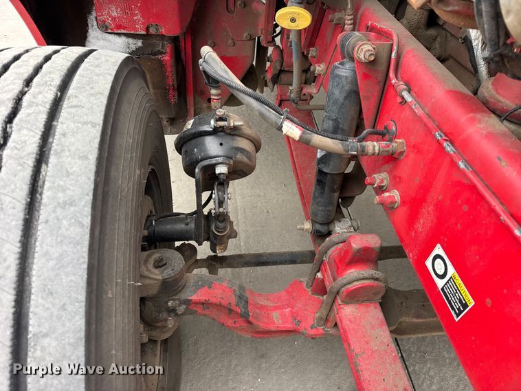 image for item ER0342 2016 Kenworth T880 semi truck