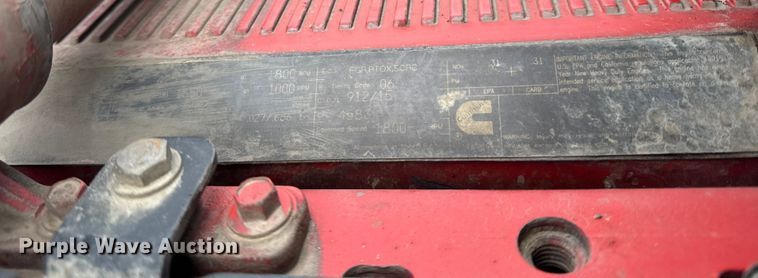 image for item ER0342 2016 Kenworth T880 semi truck