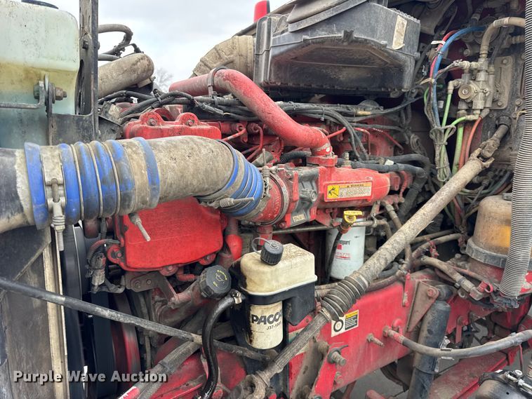 image for item ER0342 2016 Kenworth T880 semi truck