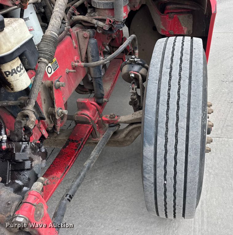 image for item ER0342 2016 Kenworth T880 semi truck