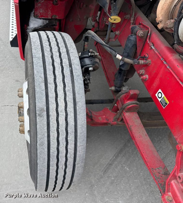 image for item ER0342 2016 Kenworth T880 semi truck