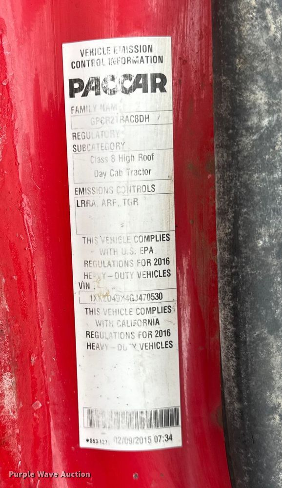 image for item ER0342 2016 Kenworth T880 semi truck