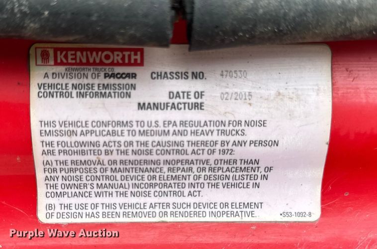 image for item ER0342 2016 Kenworth T880 semi truck