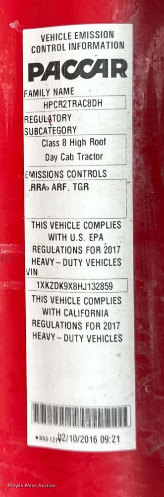 image for item ER0343 2017 Kenworth T880 semi truck