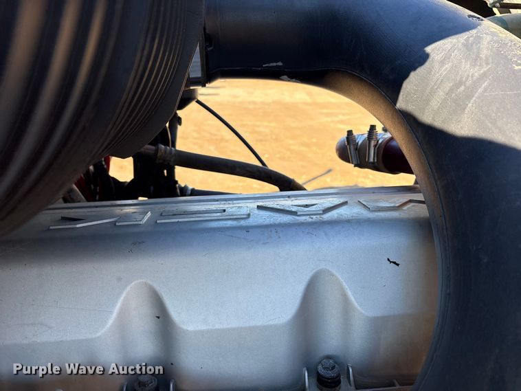 image for item ET7343 2012 Mack CHU613 semi truck