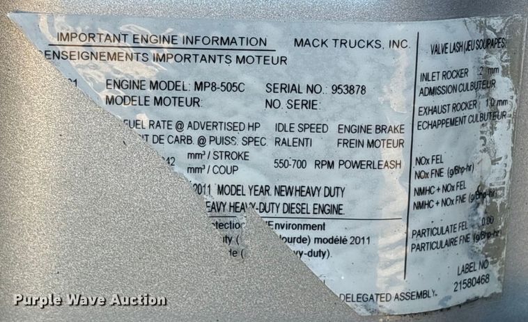 image for item ET7343 2012 Mack CHU613 semi truck