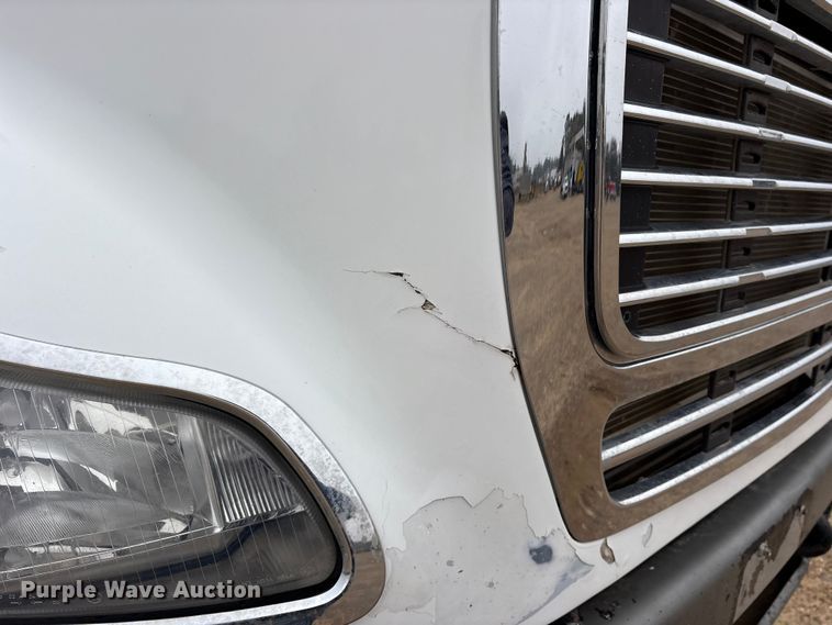 image for item ET7346 2006 Freightliner M2 Business Class dump truck