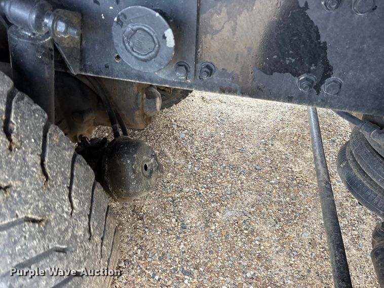 image for item ET7346 2006 Freightliner M2 Business Class dump truck