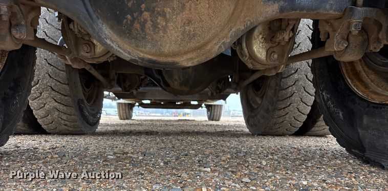 image for item ET7346 2006 Freightliner M2 Business Class dump truck