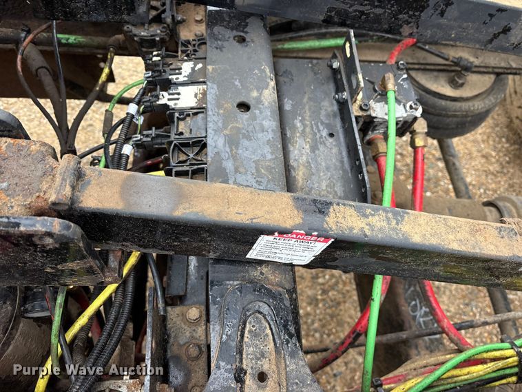 image for item ET7346 2006 Freightliner M2 Business Class dump truck