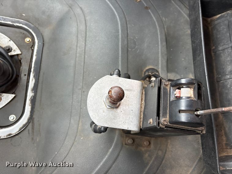 image for item ET7346 2006 Freightliner M2 Business Class dump truck