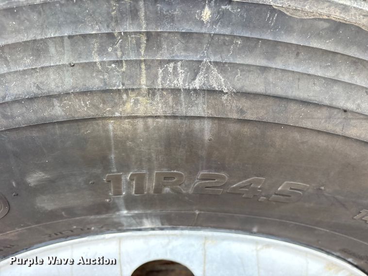 image for item ET7346 2006 Freightliner M2 Business Class dump truck