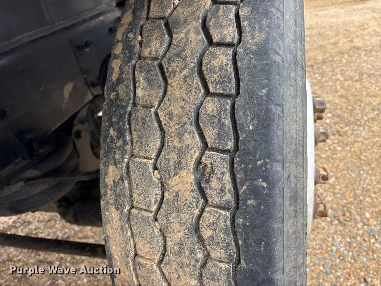 image for item ET7346 2006 Freightliner M2 Business Class dump truck