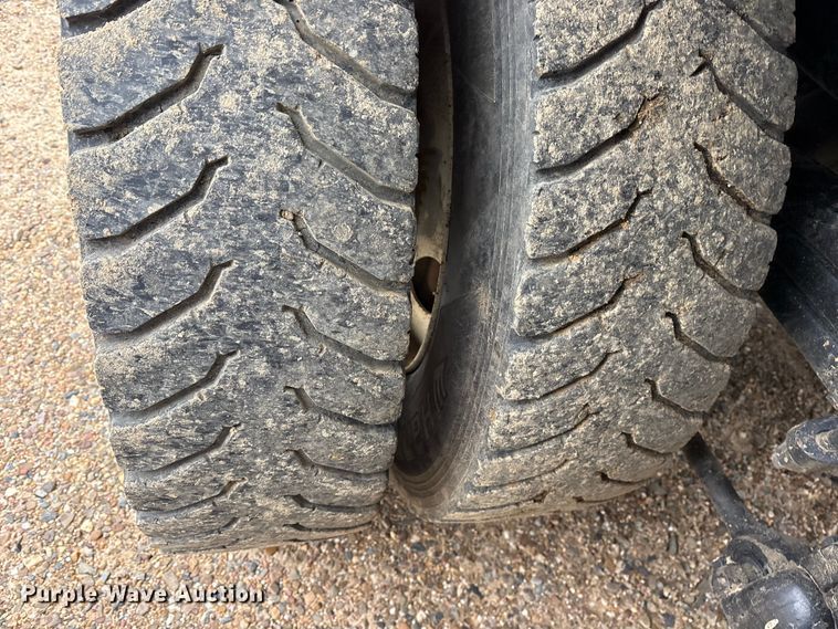 image for item ET7346 2006 Freightliner M2 Business Class dump truck