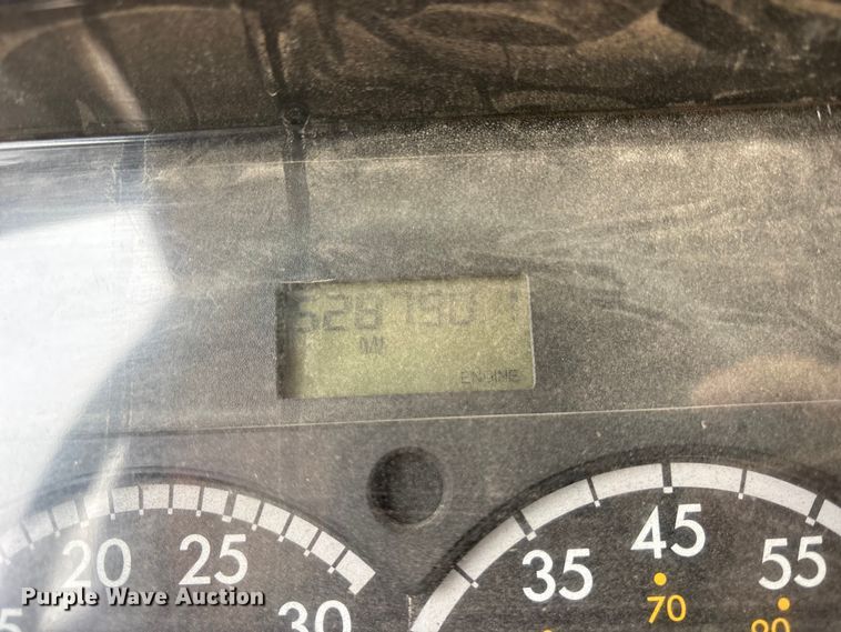 image for item ET7346 2006 Freightliner M2 Business Class dump truck