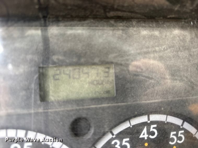 image for item ET7346 2006 Freightliner M2 Business Class dump truck