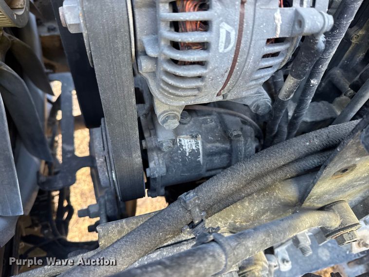 image for item EU6496 2015 Peterbilt 579 semi truck