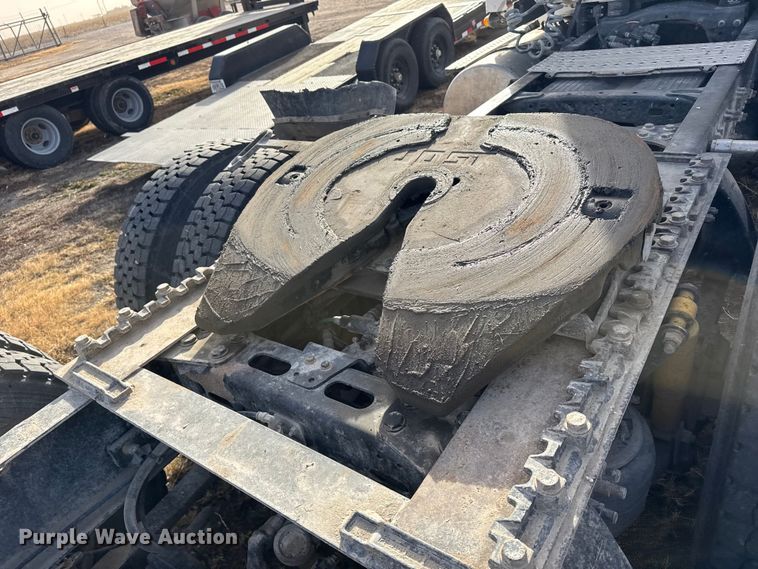 image for item EU6498 2007 Freightliner Century Class semi truck