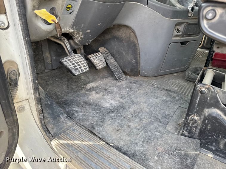 image for item EU6498 2007 Freightliner Century Class semi truck