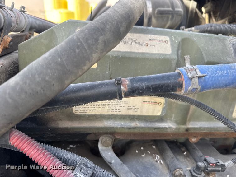 image for item EU6498 2007 Freightliner Century Class semi truck