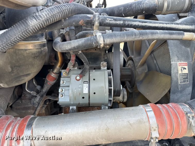 image for item EU6498 2007 Freightliner Century Class semi truck