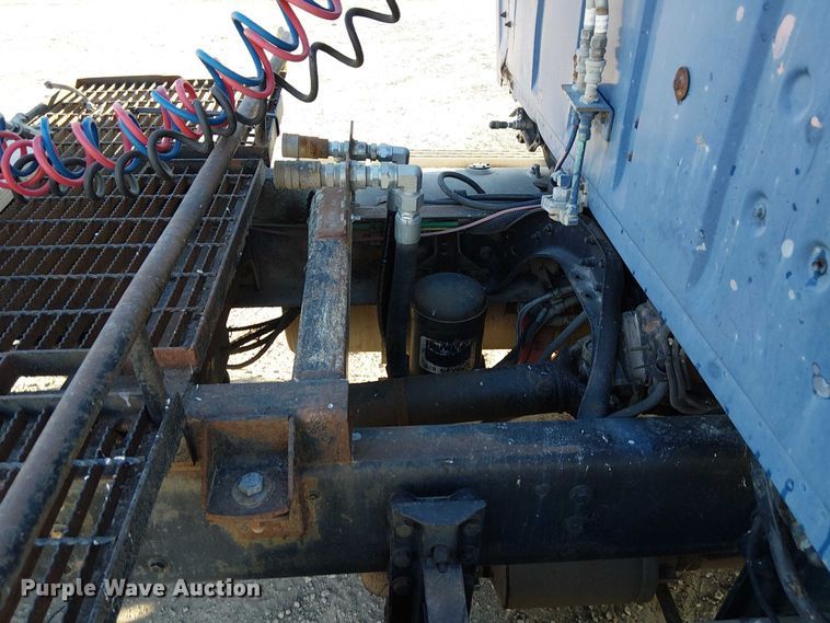 image for item FK0898 1994 Ford L9000 Aero Max semi truck