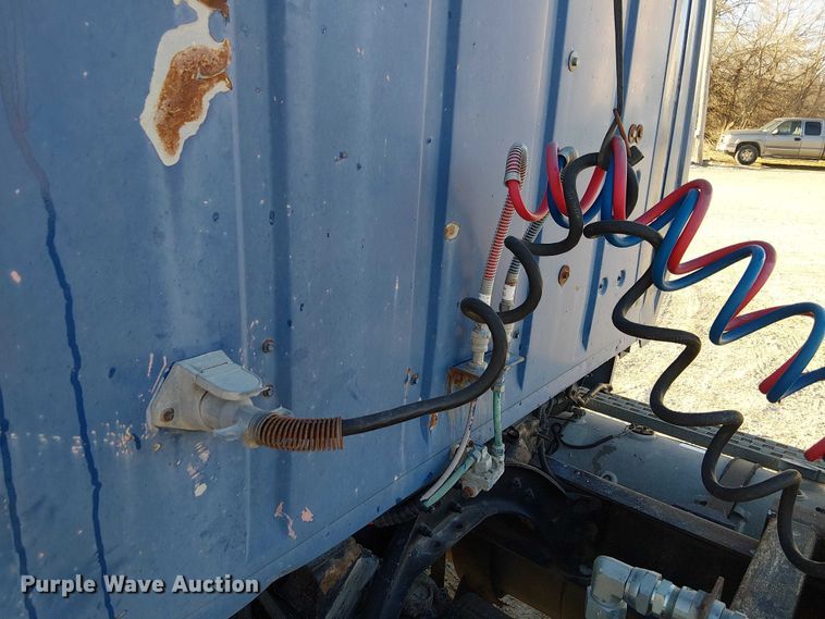 image for item FK0898 1994 Ford L9000 Aero Max semi truck