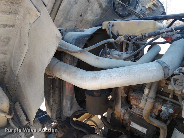 image for item FK0898 1994 Ford L9000 Aero Max semi truck