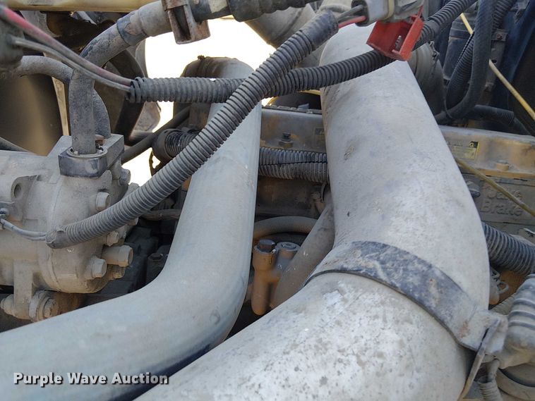 image for item FK0898 1994 Ford L9000 Aero Max semi truck