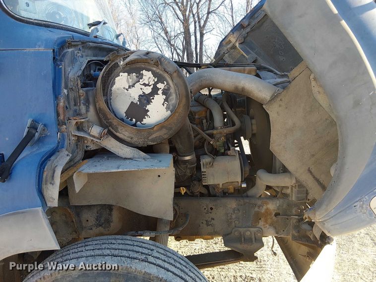 image for item FK0898 1994 Ford L9000 Aero Max semi truck