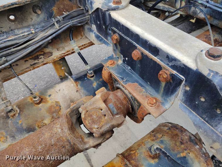 image for item IH9384 2006 Kenworth T800 truck cab and chassis