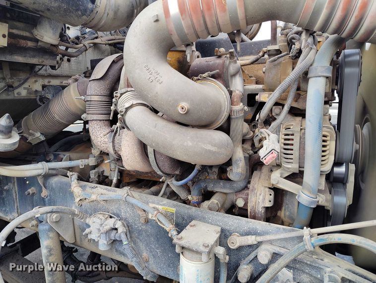 image for item IH9384 2006 Kenworth T800 truck cab and chassis