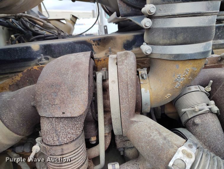 image for item IH9384 2006 Kenworth T800 truck cab and chassis