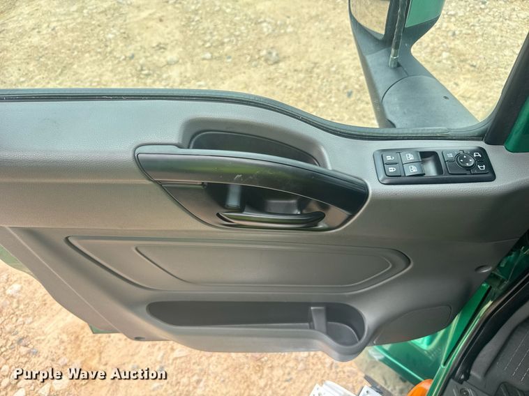 image for item YA0558 2020 International LT625 semi truck