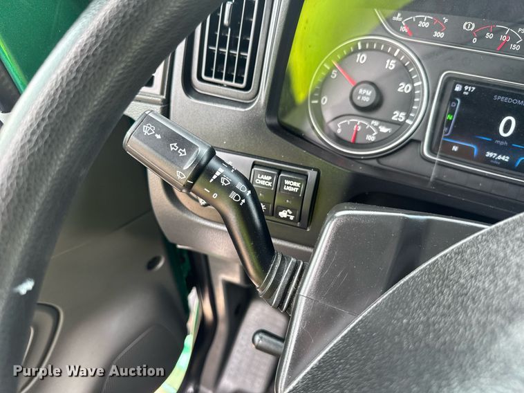 image for item YA0558 2020 International LT625 semi truck