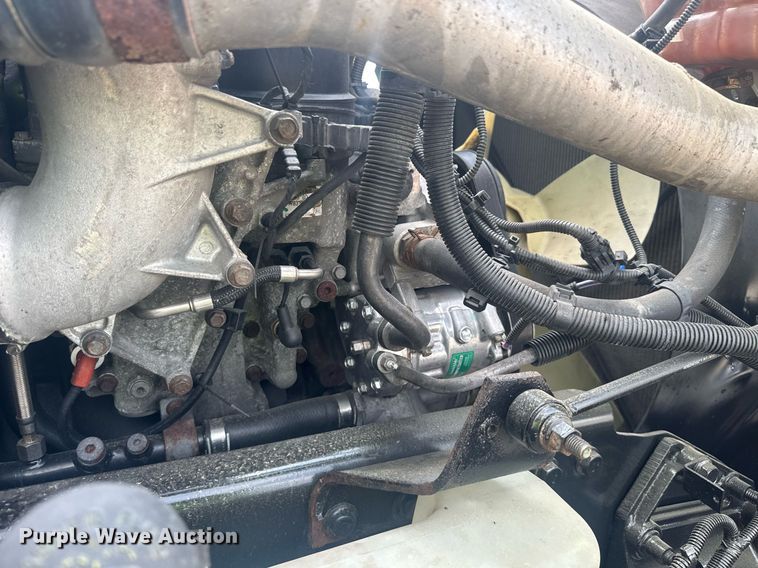 image for item YA0558 2020 International LT625 semi truck