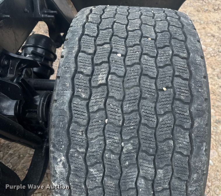 image for item YA0558 2020 International LT625 semi truck